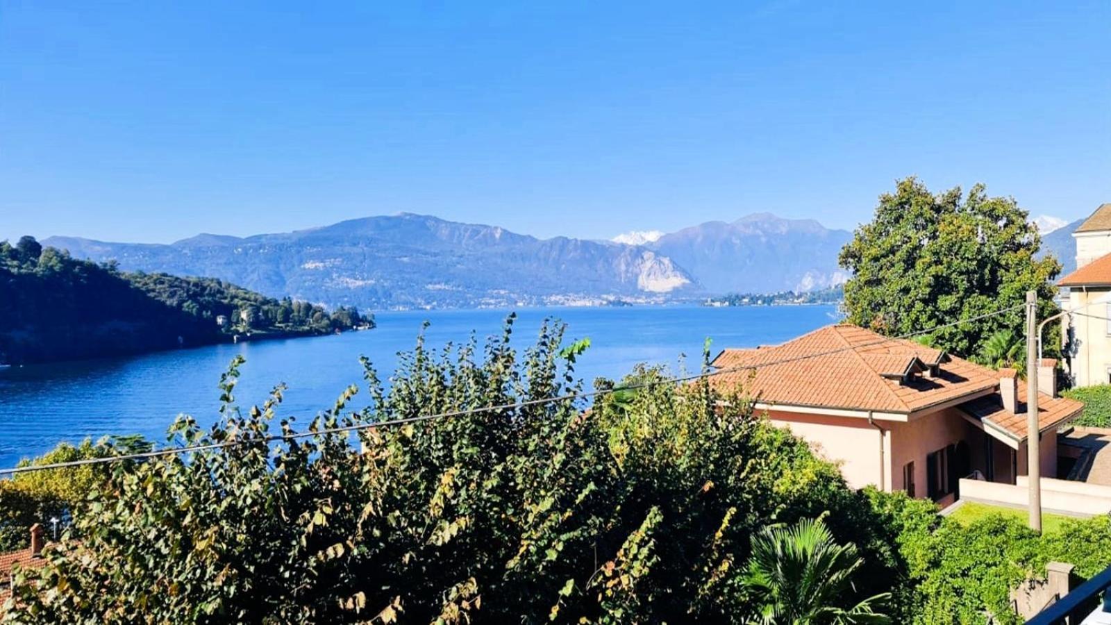 Appartamenti I Fiori Del Lago Лавено Екстериор снимка
